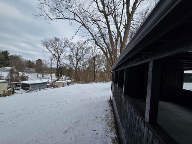 1403 Playford Avenue, Zanesville, OH 43701