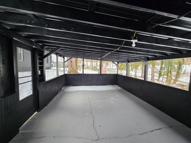 1403 Playford Avenue, Zanesville, OH 43701