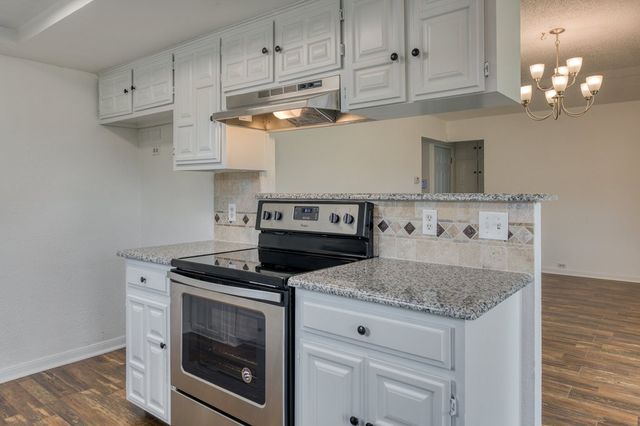 1700 Willow Vale Drive, Fort Worth, TX 76134