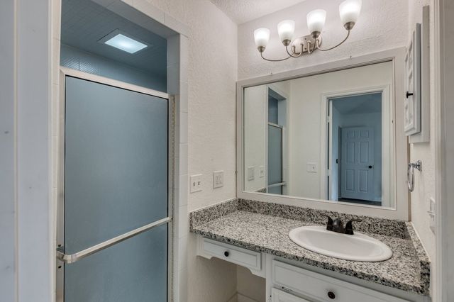 1700 Willow Vale Drive, Fort Worth, TX 76134