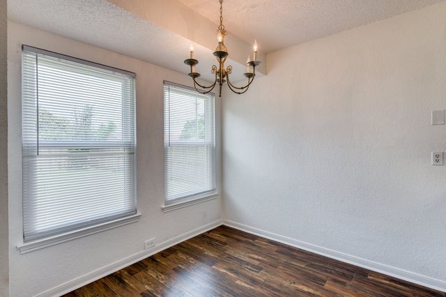 1700 Willow Vale Drive, Fort Worth, TX 76134