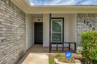 1700 Willow Vale Drive, Fort Worth, TX 76134