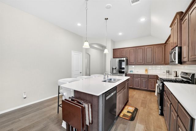 4604 Pentridge Drive, Fort Worth, TX 76036