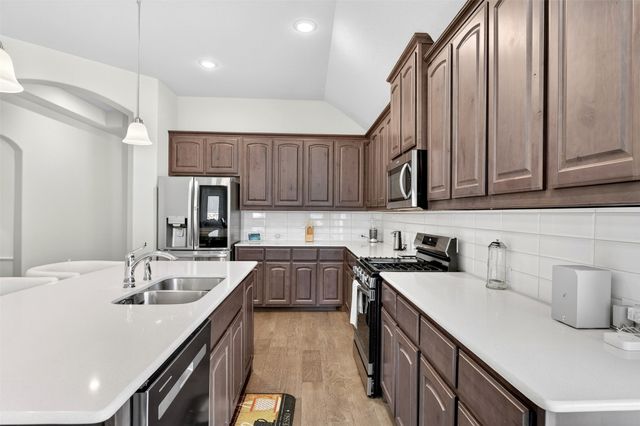 4604 Pentridge Drive, Fort Worth, TX 76036