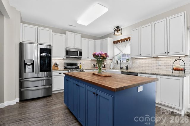 4308 Glenduran Lane, Waxhaw, NC 28173