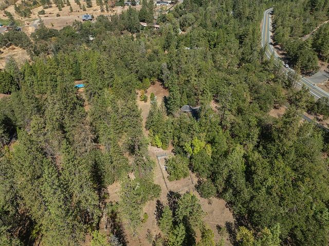 2550 Granite Hill Road, Grants Pass, OR 97526