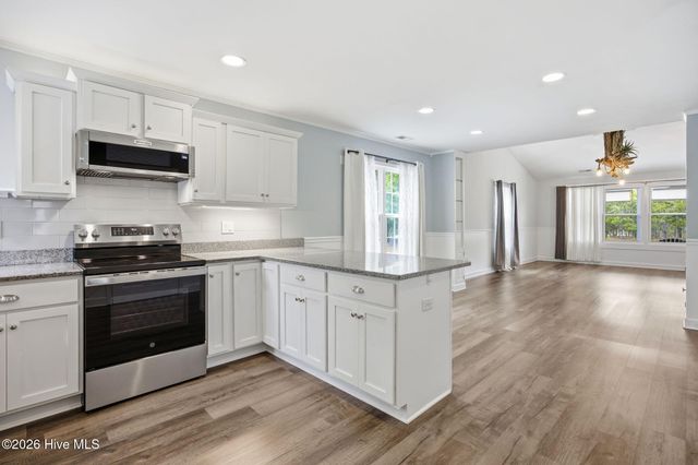 930 Palmetto Road, Southport, NC 28461