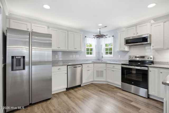 930 Palmetto Road, Southport, NC 28461