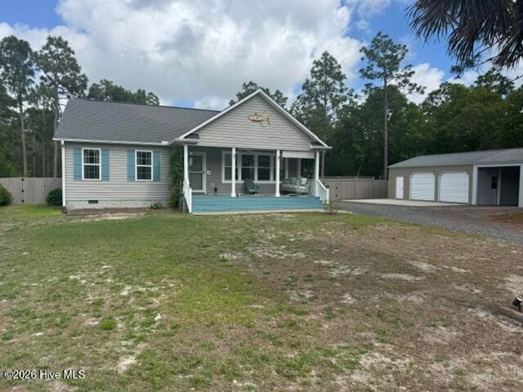 930 Palmetto Road, Southport, NC 28461