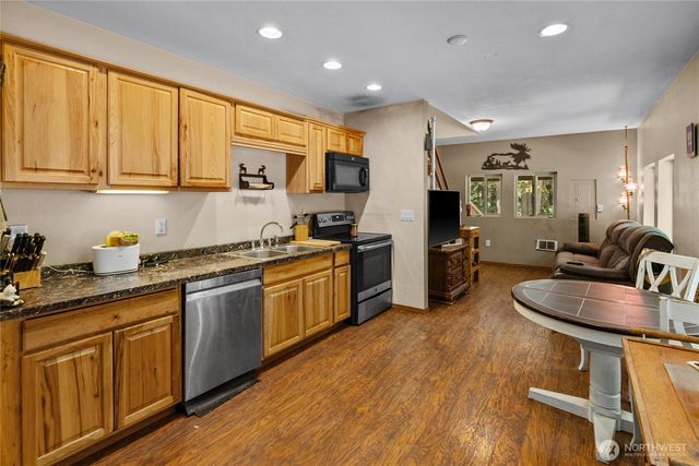 800 Timber Mountain Loop, Cle Elum, WA 98922