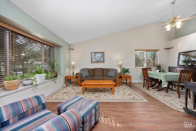 5213 Granite Street, Bakersfield, CA 93313