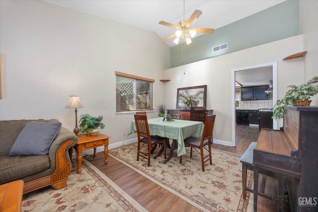 5213 Granite Street, Bakersfield, CA 93313