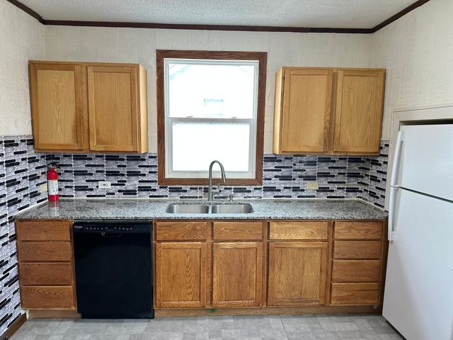 623 E 6th Street, Albert Lea, MN 56007