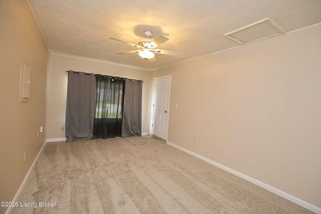 707 Sinclair St, Fairdale, KY 40118