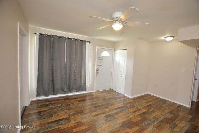 707 Sinclair St, Fairdale, KY 40118