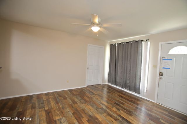 707 Sinclair St, Fairdale, KY 40118