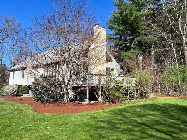 28 Johnson Rd, Sutton, MA 01590