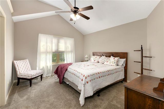 1917 SW Sage Canyon Road, Lee's Summit, MO 64082