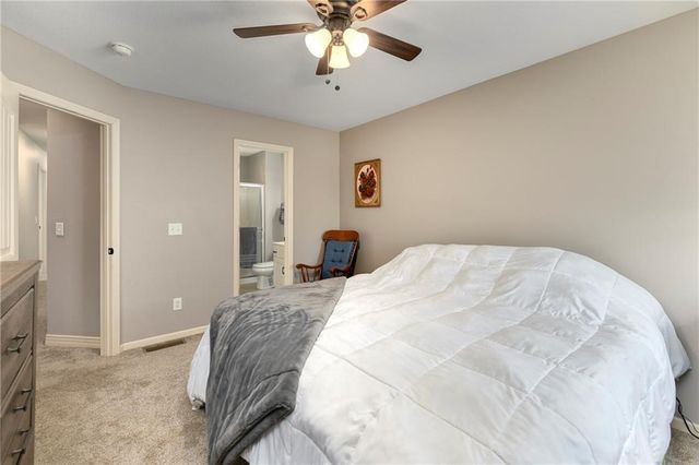 1917 SW Sage Canyon Road, Lee's Summit, MO 64082