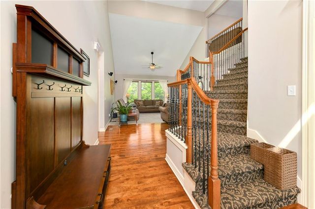 1917 SW Sage Canyon Road, Lee's Summit, MO 64082