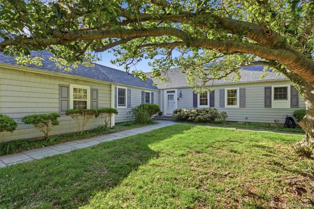 196 Old Field Road, Old Field, NY 11733
