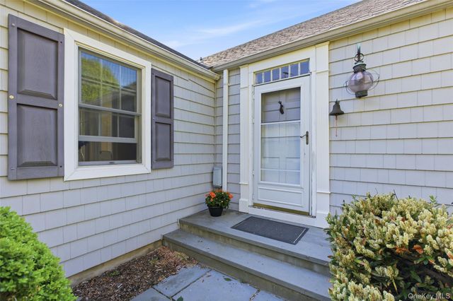 196 Old Field Road, Old Field, NY 11733