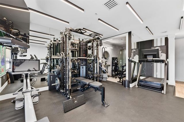 90 SW 3rd Street PH12, Miami, FL 33130