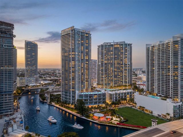 90 SW 3rd Street PH12, Miami, FL 33130