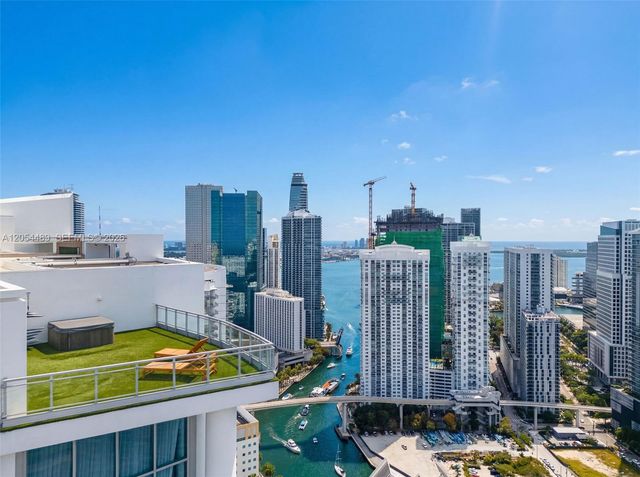 90 SW 3rd Street PH12, Miami, FL 33130