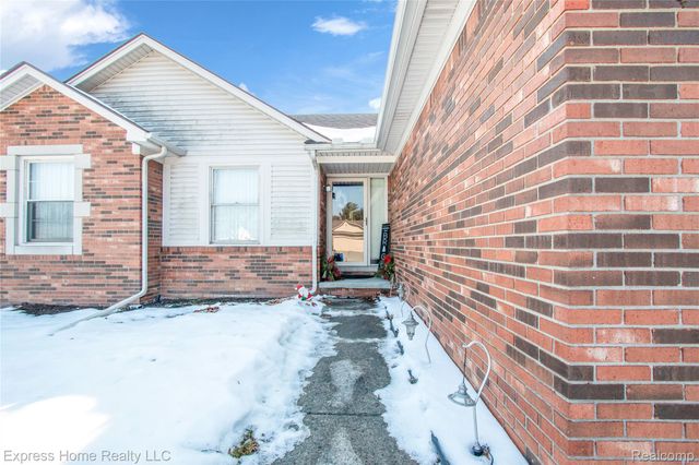 5010 Kelly Drive, Warren, MI 48092