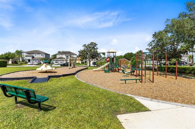 529 CORTONA DRIVE, Orlando, FL 32828