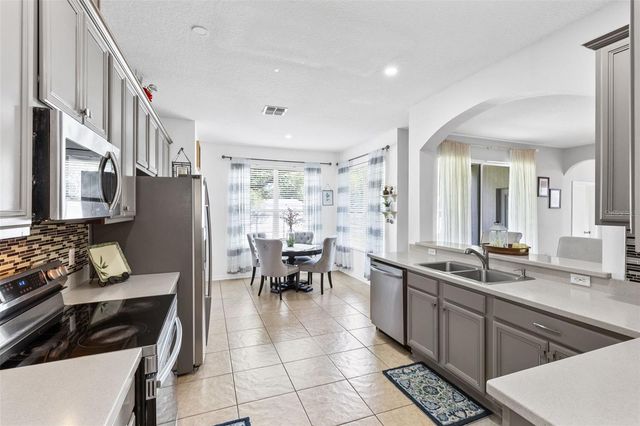 529 CORTONA DRIVE, Orlando, FL 32828