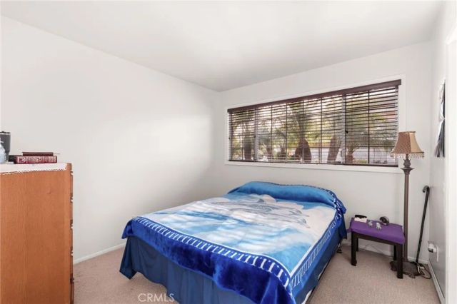 911 E La Verne, Pomona, CA 91767