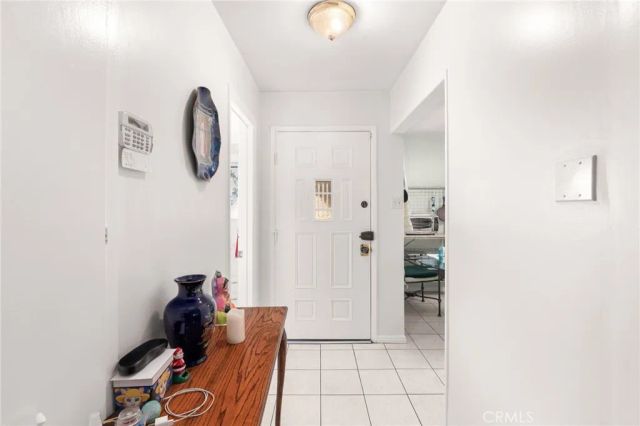 911 E La Verne, Pomona, CA 91767