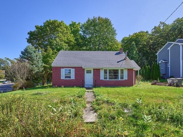 11 West St, Grafton, MA 01519