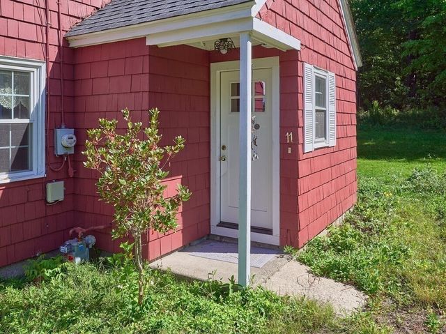 11 West St, Grafton, MA 01519