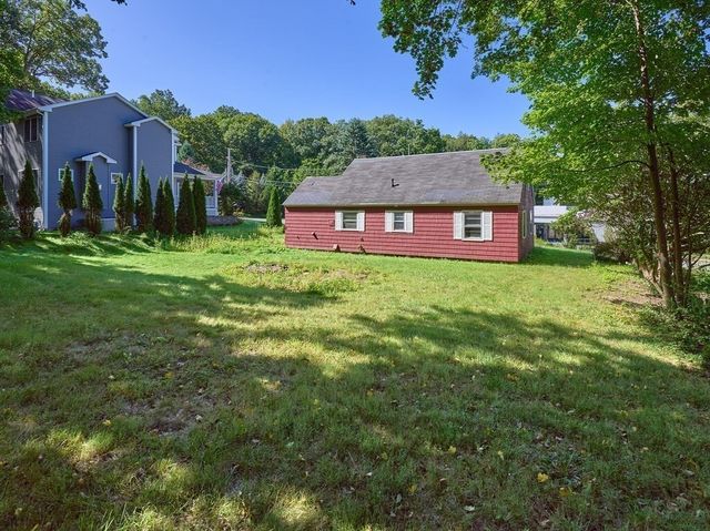 11 West St, Grafton, MA 01519
