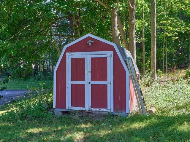 11 West St, Grafton, MA 01519