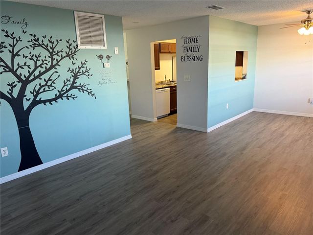 5967 TERRACE PARK DRIVE N 104, St Petersburg, FL 33709