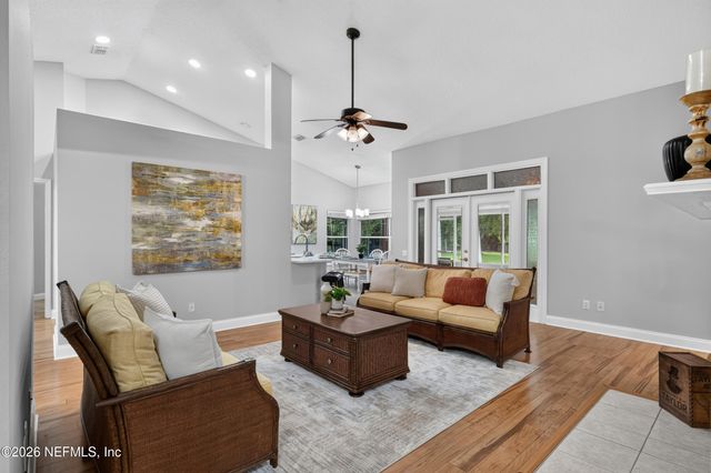 905 AUTUMN GREEN Court, St. Johns, FL 32259