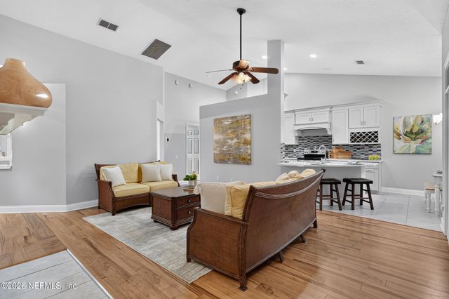905 AUTUMN GREEN Court, St. Johns, FL 32259