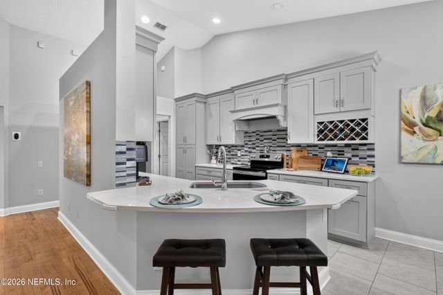 905 AUTUMN GREEN Court, St. Johns, FL 32259