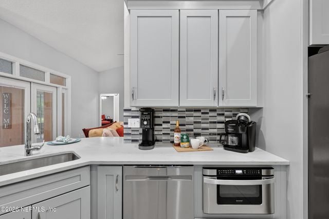 905 AUTUMN GREEN Court, St. Johns, FL 32259