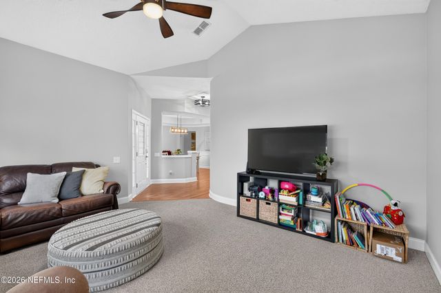 905 AUTUMN GREEN Court, St. Johns, FL 32259