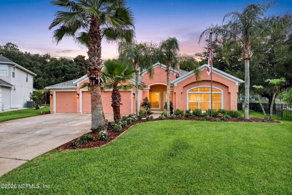 905 AUTUMN GREEN Court, St. Johns, FL 32259