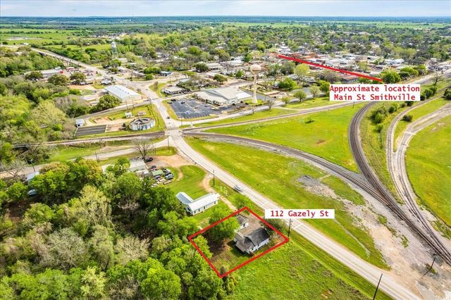 112 Gazley ST, Smithville, TX 78957