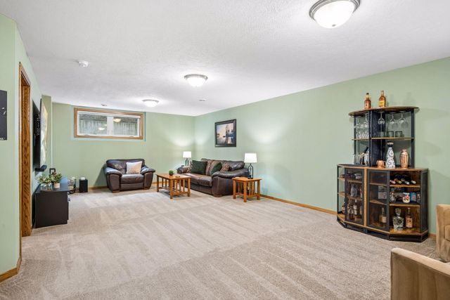 11303 Goose Lake Parkway, Dayton, MN 55369
