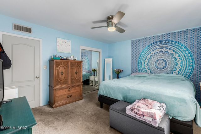 7102 E 33rd Place, Tucson, AZ 85710