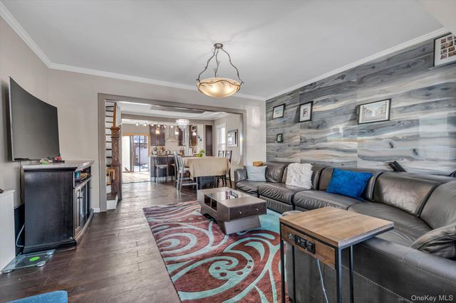 42-28 189th Street, Flushing, NY 11358