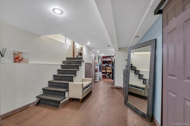 42-28 189th Street, Flushing, NY 11358